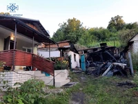 Житомир: рятувальники ліквідували пожежу в приватному житловому секторі