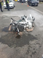 Правоохоронці встановлюють обставини ДТП в місті Черкаси, в якій постраждав мотоцикліст
