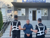На Ужгородщині поліція затримала іноземця, який стріляв у повітря: внаслідок події ніхто не постраждав