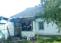 На Полтавщині поліція повідомила про підозри двом чоловікам за крадіжки та підпал будинку