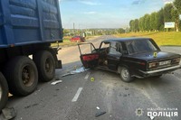 На Волочищині поліцейські розслідують обставини ДТП, внаслідок якої загинув 47-річний водій