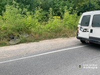 На Вінниччині правоохоронці розслідують обставини ДТП, у якій загинув велосипедист