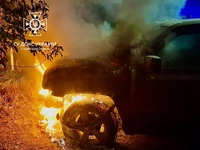 Червоноградський район: вогнеборці ліквідували пожежу в автомобілі "Jeep Patriot"