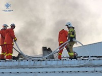 Київська область: рятувальниками ліквідовано пожежу на території фермерського господарства