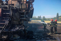 Летичівські рятувальники ліквідували пожежу комбайна