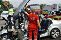 Рятувальники провели аварійно-рятувальні роботи під час ДТП