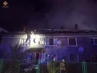 Тячівські вогнеборці ліквідували пожежу у багатоквартирному житловому будинку