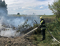 Фастівський район: рятувальники ліквідували загорання трав’яного настилу