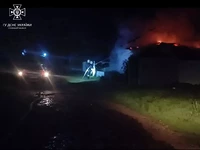 На Сумщині рятувальники ліквідували пожежу, яка призвела до трагічних наслідків