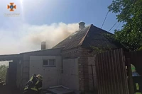 Павлоградські вогнеборці врятували житловий будинок від знищення