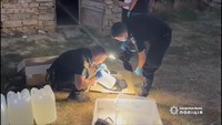 Планували виготовити 20 кг небезпечного синтетичного наркотика на 14 млн гривень: на Одещині правоохоронці викрили групу осіб