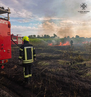 Броварський район: рятувальники ліквідували загорання трав`яного настилу