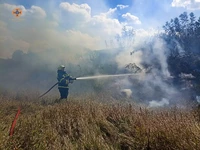 На вихідних рятувальники ліквідували 6 пожеж на відкритій території