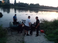 Рятувальники витягнули тіло чоловіка з річки Дністер в Галицькій ТГ