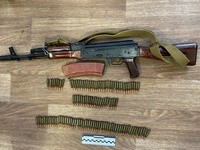 На Херсонщині поліцейські спільно з СБУ затримали продавця зброї