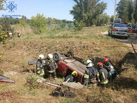 М. Харків: рятувальники деблокували з понівеченого автомобіля тіло загиблого водія з під автомобіля