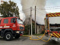 Хустські вогнеборці загасили пожежу в житловому будинку