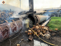 У Сваляві рятувальники ліквідували пожежу на території підприємства