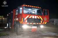 Дніпровський район: надзвичайники ліквідували пожежу на території приватного підприємства