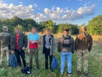 27 чоловіків, які намагались порушити кордон, затримали прикордонники на Закарпатті