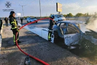 М. Кам’янське: ліквідовано загорання легкового автомобіля