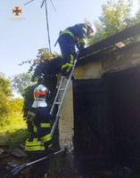 Білоцерківський район: ліквідовано пожежу в господарчій будівлі