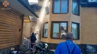 Рятувальники спільно з вогнеборцями місцевої пожежної команди ліквідували пожежу житлового будинку у Перегінській ТГ