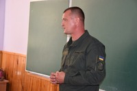 Хмельницькі гвардійці провели «Урок мужності» для старшокласників