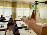 Працівники ювенальної пробації м. Полтава проводять профілактику булінгу серед учнівської молоді