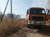 Куп’янський район: рятувальники ліквідували пожежу, спричинену ворожим обстрілом, і врятували народне добро