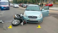 Поліція Ужгорода розслідує ДТП, у якій загинув мотоцикліст