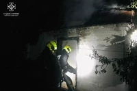 М. Дніпро: вогнеборцями ліквідовано пожежу на території приватного домоволодіння