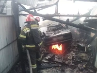 На Кіровоградщині рятувальники спільно з місцевими пожежними командами ліквідували два займання у житловому секторі