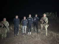 На Одещині впродовж цієї ночі прикордонники затримали 10 порушників кордону