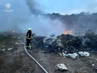 Золотоніський район: рятувальники ліквідували пожежу на сміттєзвалищі