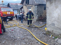 Свалявські рятувальники ліквідували пожежу в житловому будинку
