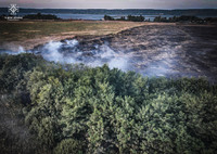 Київська область: пожежу 14-ти гектарів очерету рятувальники стримували всю ніч