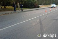 На Шепетівщині слідчі встановлюють обставини ДТП, у якій травмувався 80-річний велосипедист