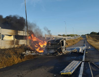 На Полтавщині на автодорозі загорівся вантажний автомобіль: поліція та рятувальники ліквідували наслідки пожежі та відновили рух