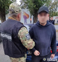 В Чернігові поліцейські затримали наркозакладчика та вилучили у нього «товар» на понад півмільйона гривень