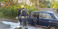 Олександрійські рятувальники ліквідували пожежу легковика