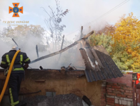 На Вінниччині бійці ДСНС ліквідували пожежу в гаражі