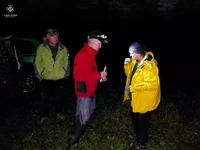 Мукачівські гірські рятувальники відшукали заблукалу грибарку