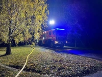 На Сарненщині рятувальники ліквідували пожежу у нежитловому будинку