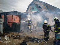 На Вінниччині ліквідовано пожежу на території приватного домоволодіння
