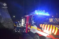 Львів: під час пожежі в квартирі трьохповерхового житлового будинку рятувальники вивели на свіже повітря 5 людей