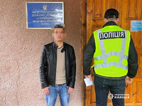 У Вінницькій області оперативники управлінь міграційної поліції та стратегічних розслідувань видворили за межі України раніше судимого за крадіжки іноземця