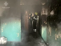 Кременчук: під час ліквідації пожежі у багатоповерхівці врятовано жінку