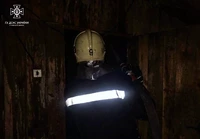 Шосткинський район: ліквідувавши загоряння житлового будинку вогнеборці врятували від знищення три господарчих споруди