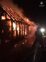 Рятувальники ліквідували пожежу в надвірній споруді Буштинської тергромади